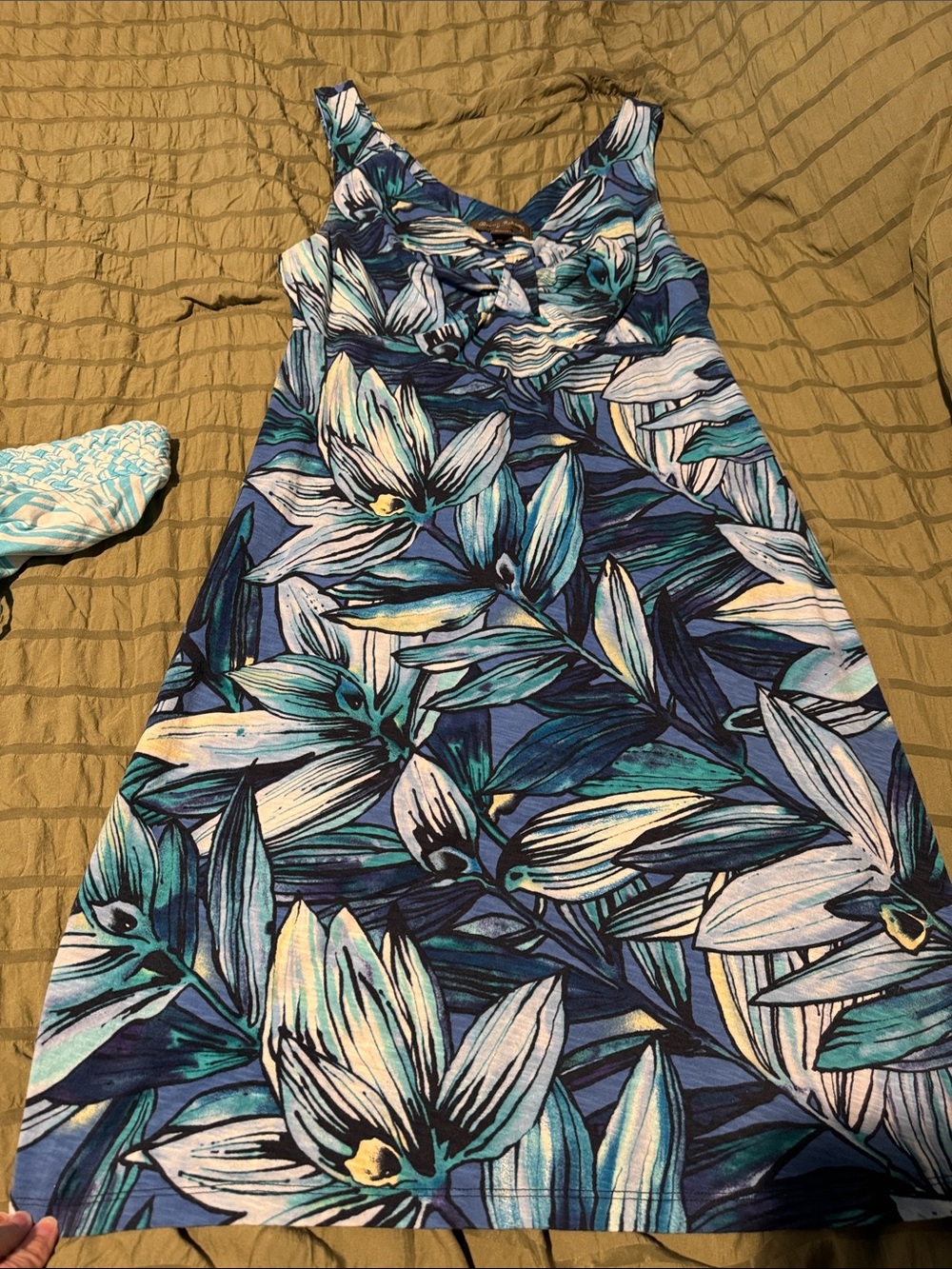 Tommy Bahama dress - Picture 4 of 5